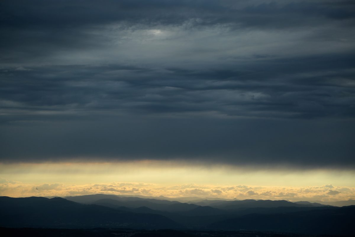 Une fenêtre entre terre et ciel